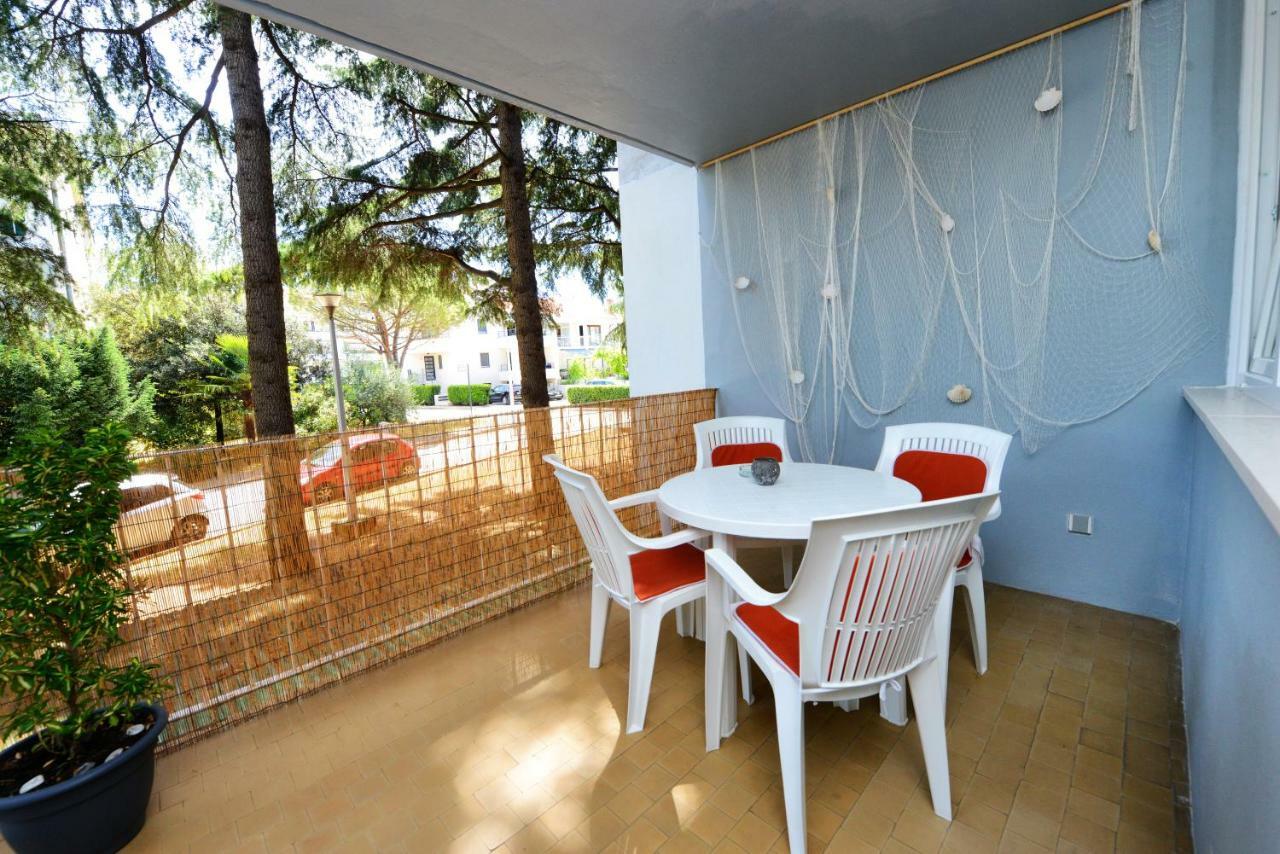 Apartment Vukovic Porec Esterno foto