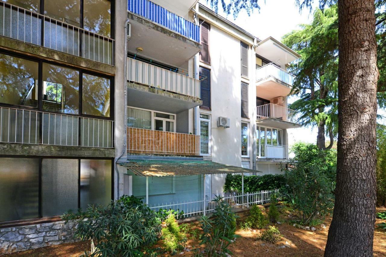 Apartment Vukovic Porec Esterno foto